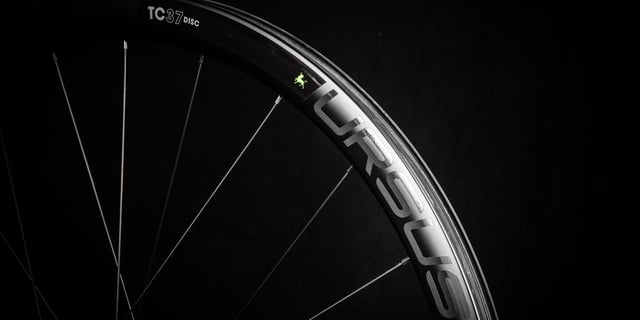 Cycling wheels: new wheels vs. used wheels