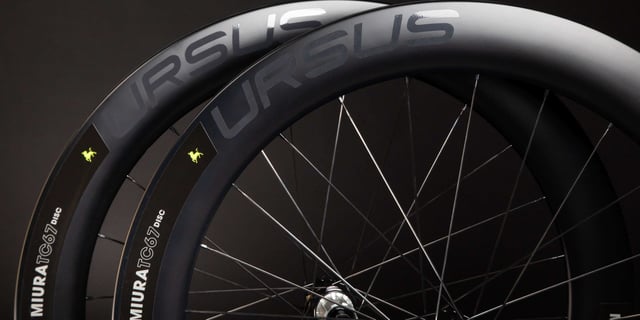 Ruote per bici da Triathlon: le medio o alto profilo in carbonio di Ursus